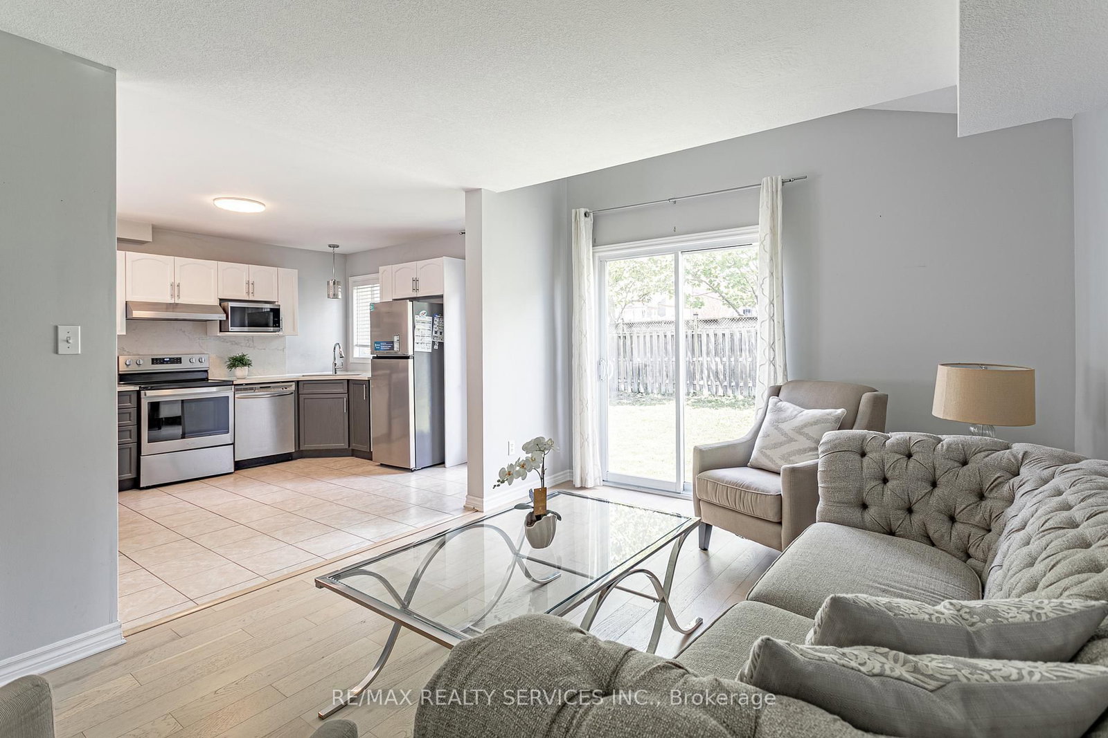 829 Oakcrossing Road, London North — photo 21