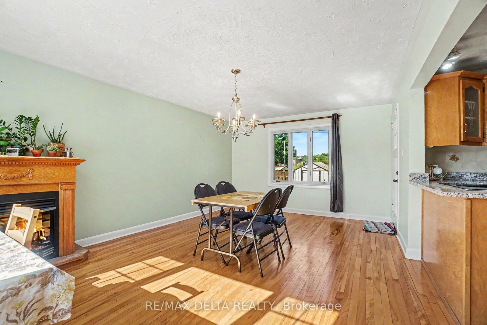 352 Lacasse Avenue • Ottawa, ON photo 10