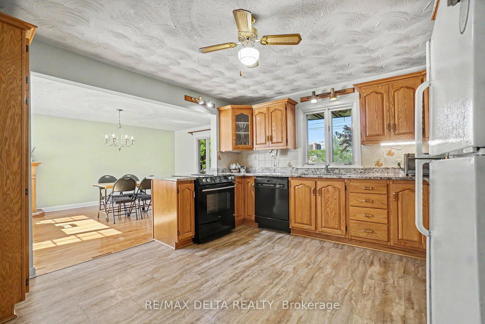 352 Lacasse Avenue • Ottawa, ON photo 15