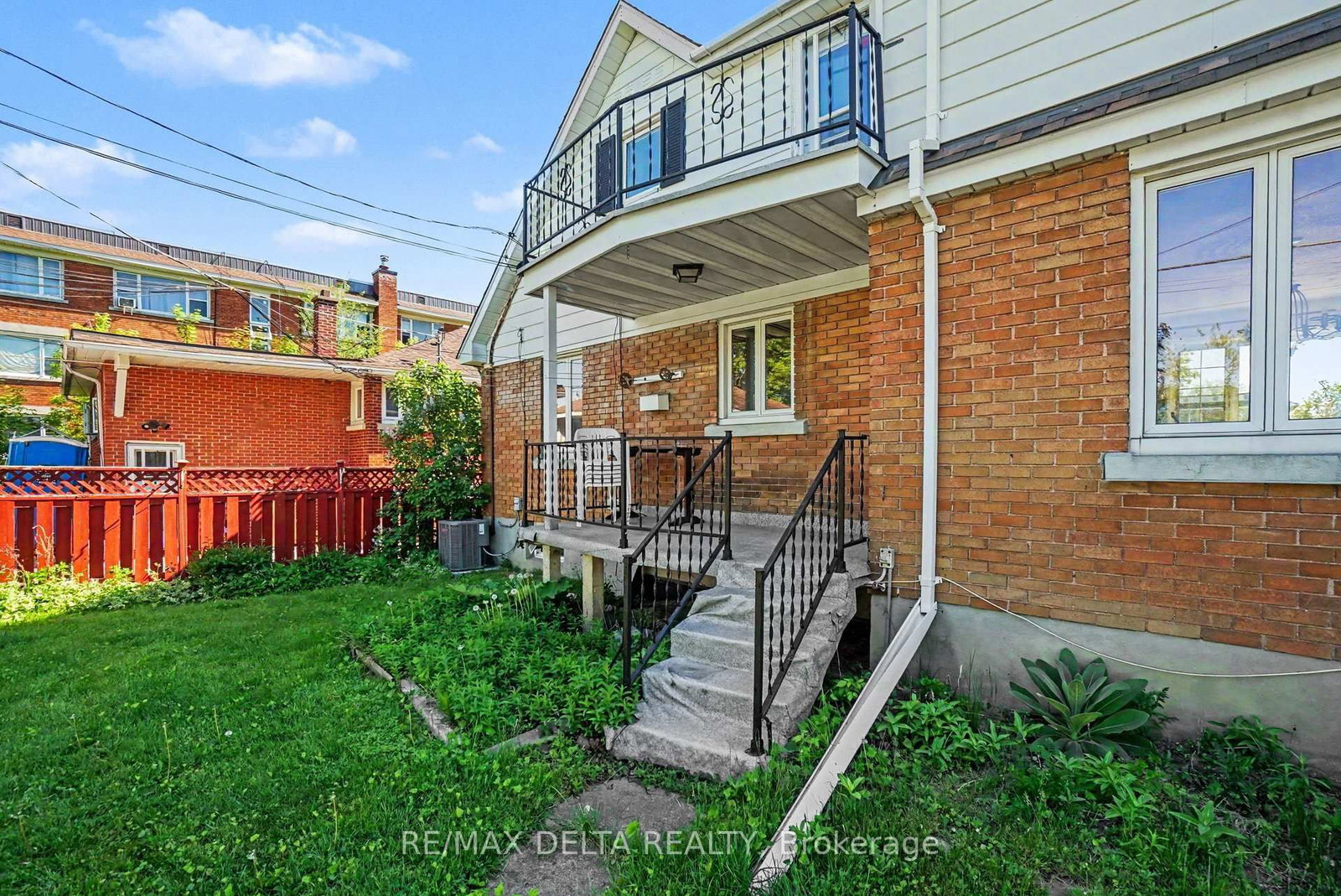 352 Lacasse Avenue • Ottawa, ON photo 42