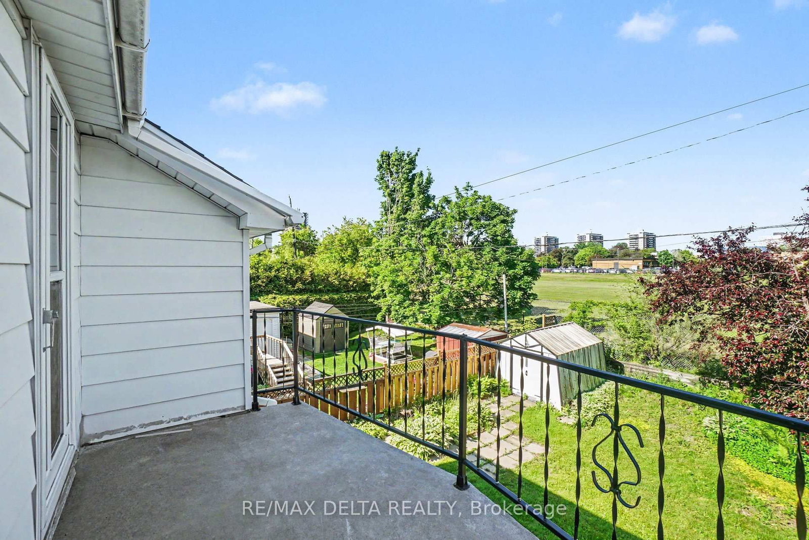352 Lacasse Avenue • Ottawa, ON photo 44