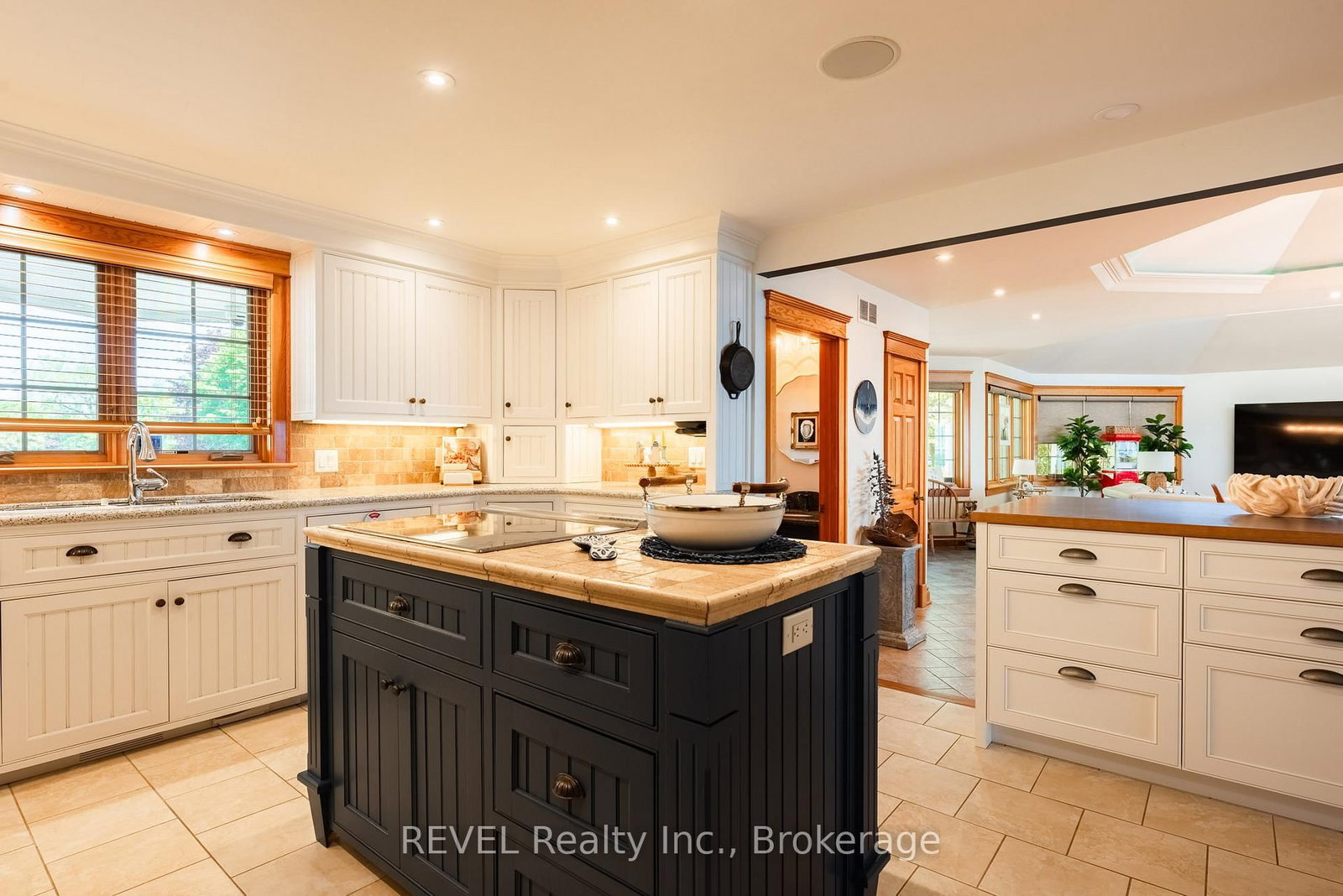 3091 Thunder Bay Road • Fort Erie, ON photo 12
