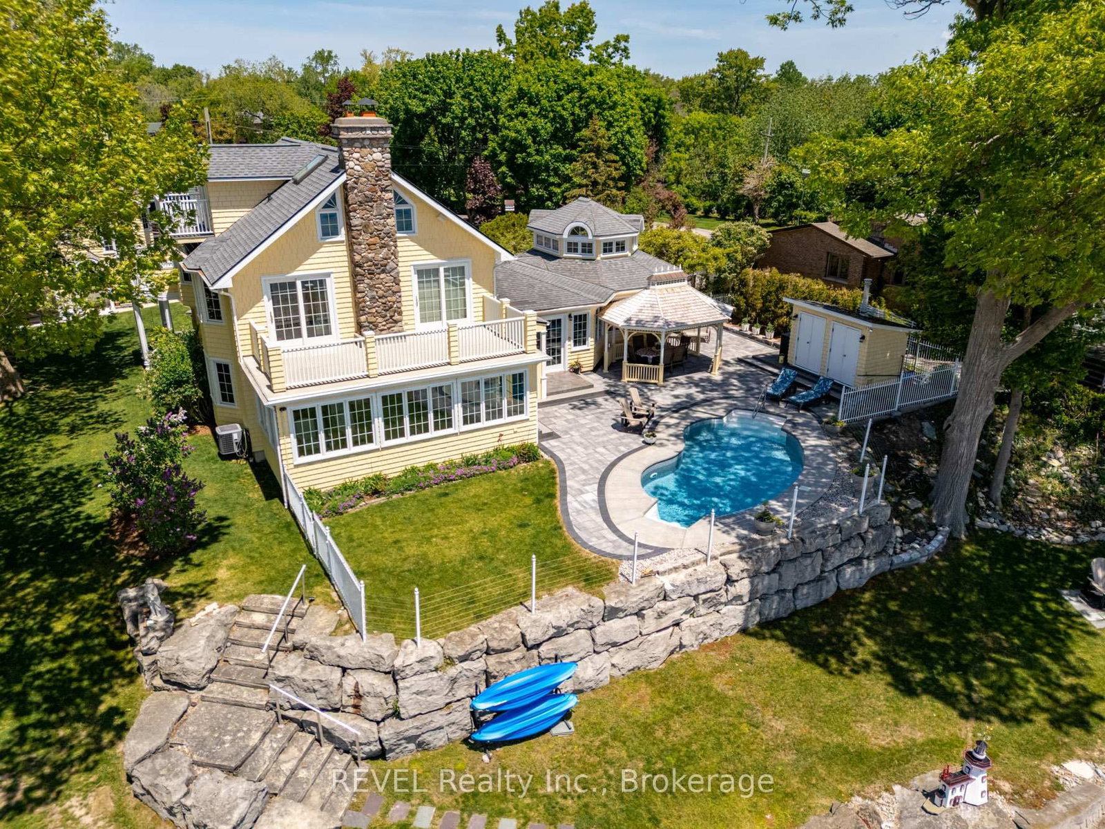 3091 Thunder Bay Road • Fort Erie, ON photo 4