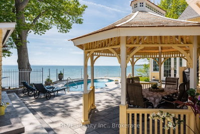 3091 Thunder Bay Road • Fort Erie, ON photo 8