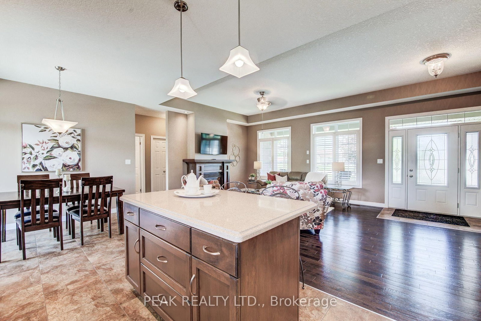 355 Woodstock Street S • East Zorra-Tavistock, ON photo 14
