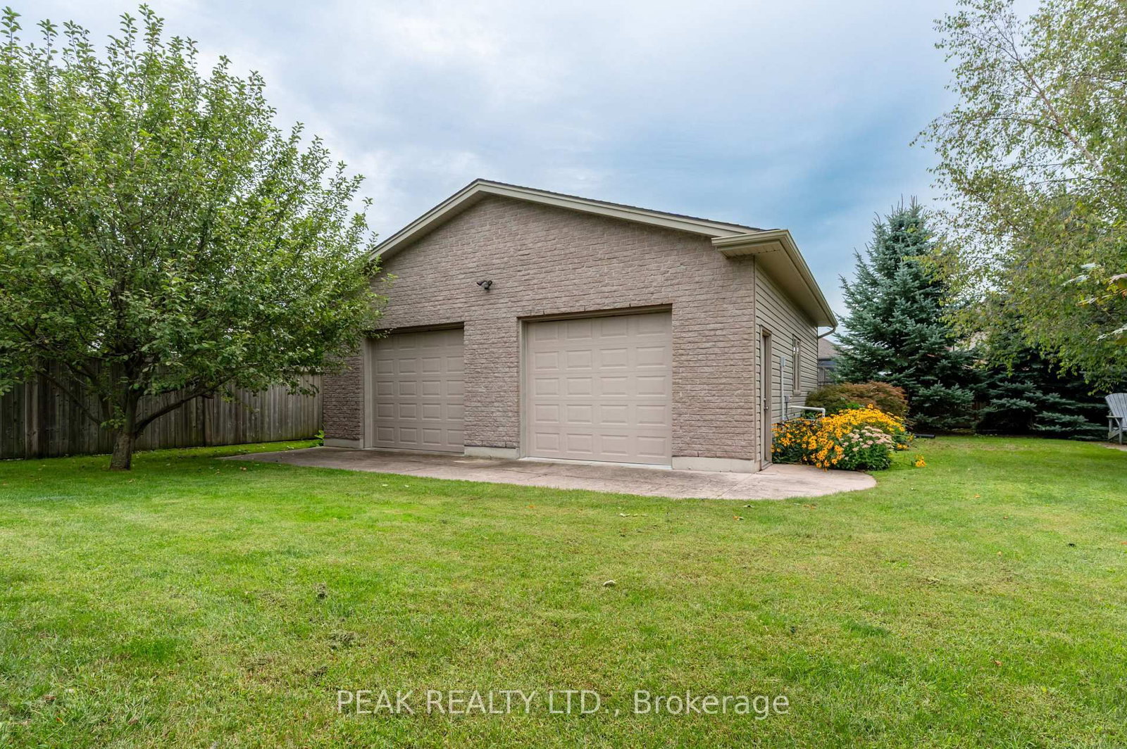 355 Woodstock Street S • East Zorra-Tavistock, ON photo 37