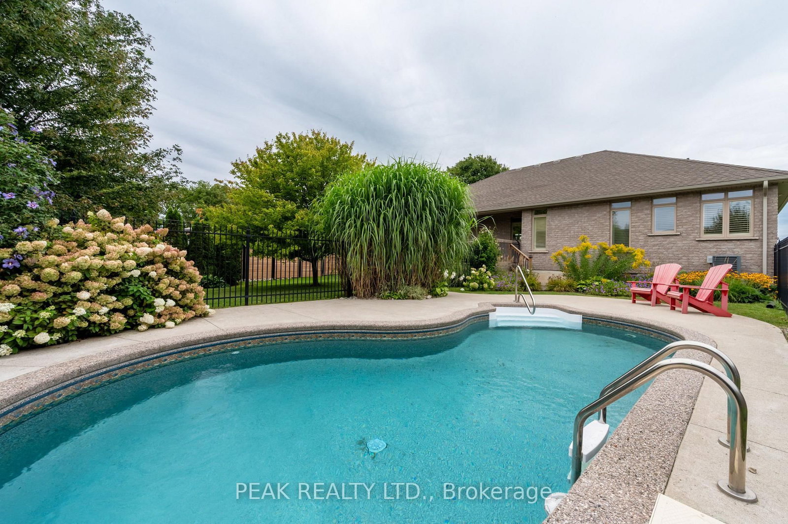 355 Woodstock Street S • East Zorra-Tavistock, ON photo 39
