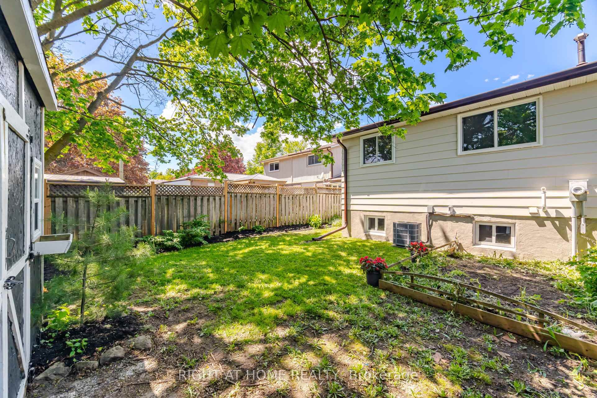 309 Simon Street
