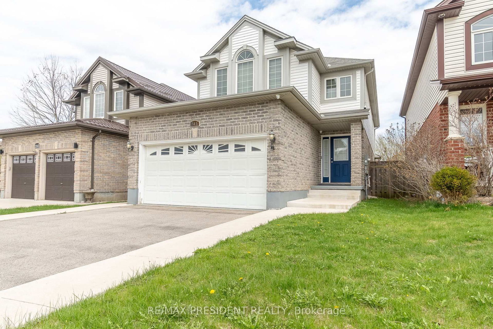 1565 Mickleborough Court, London North
