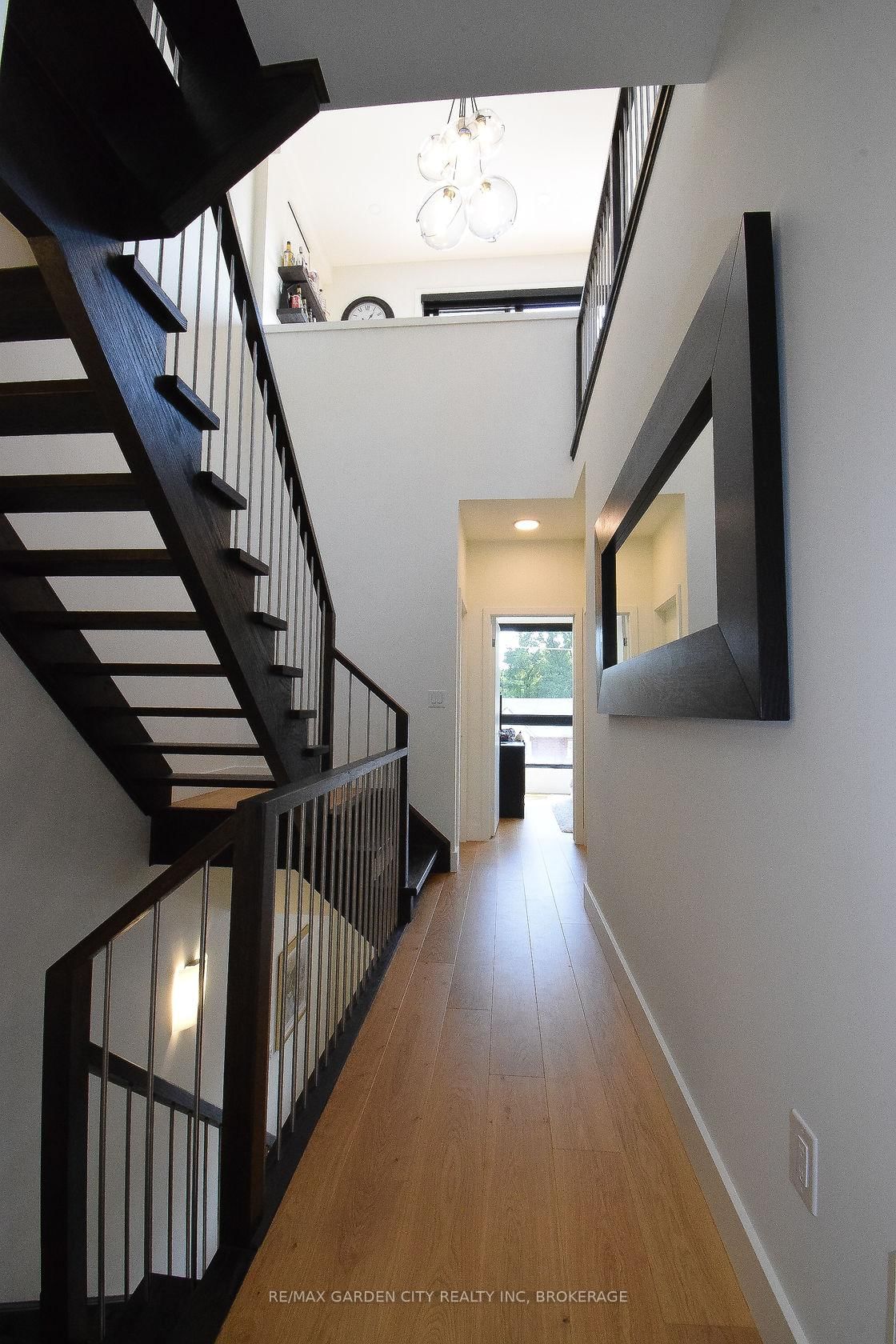 2 BROCK Street S • #5 • Hamilton, ON photo 27