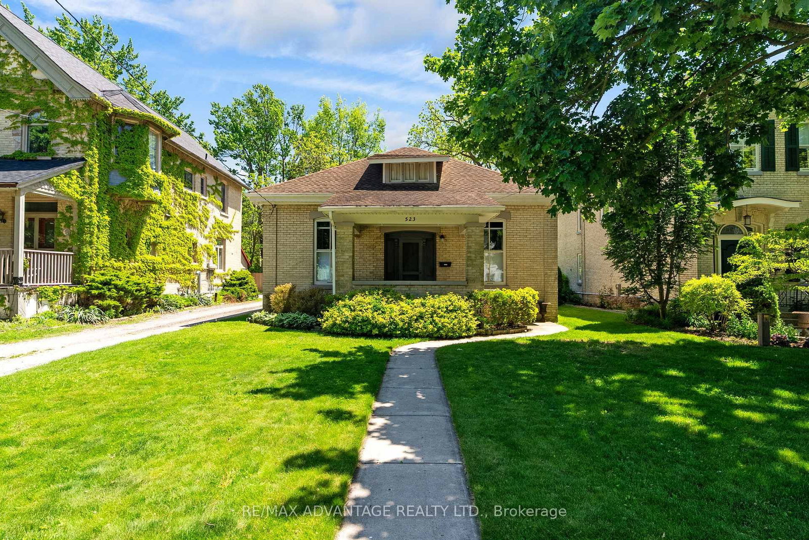 Detached House for sale at 523 Dufferin Avenue, London East, Ontario, N6B 2A3 - East F - MLS: X13247112