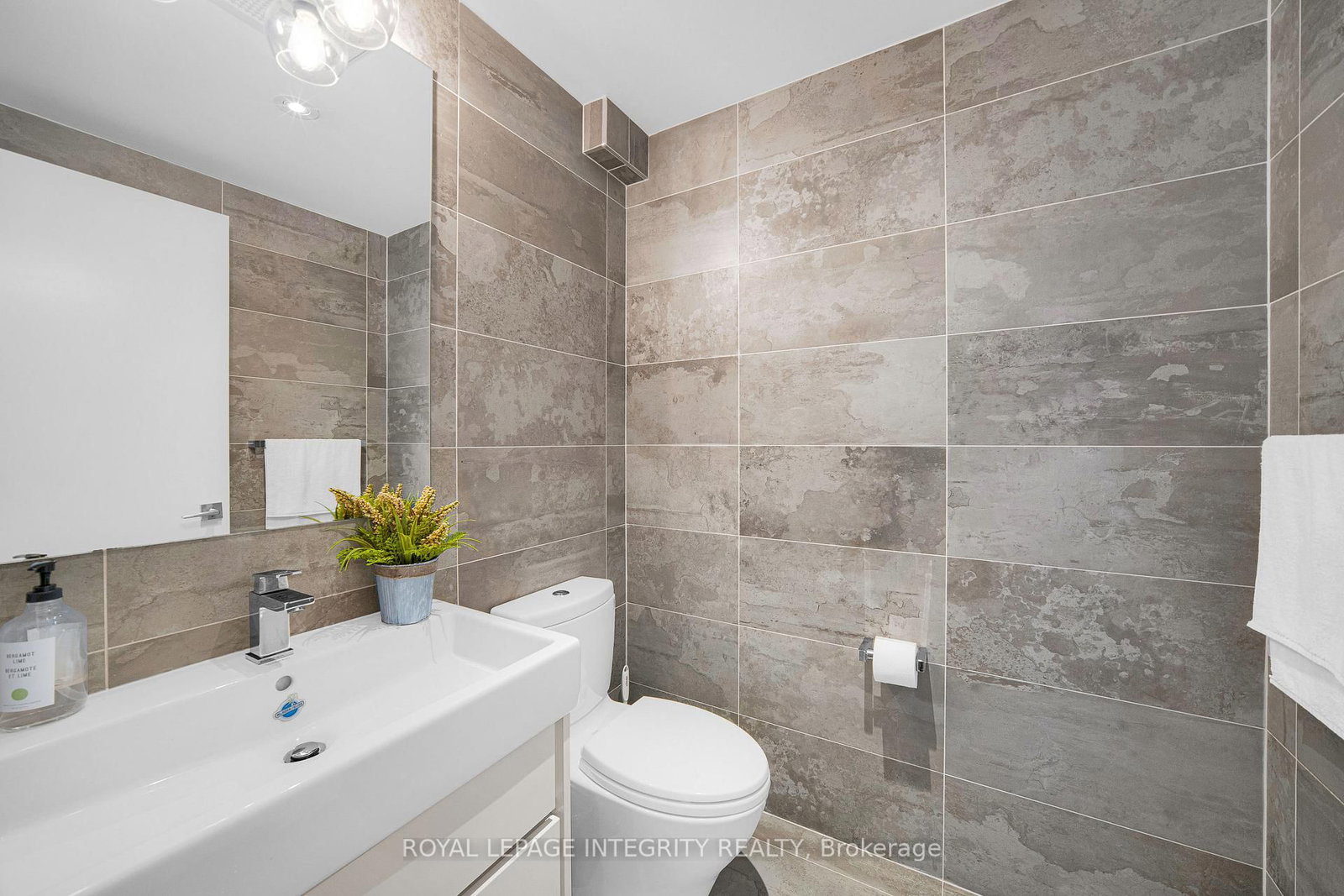 199 SLATER Street • #2205 • Ottawa, ON photo 17