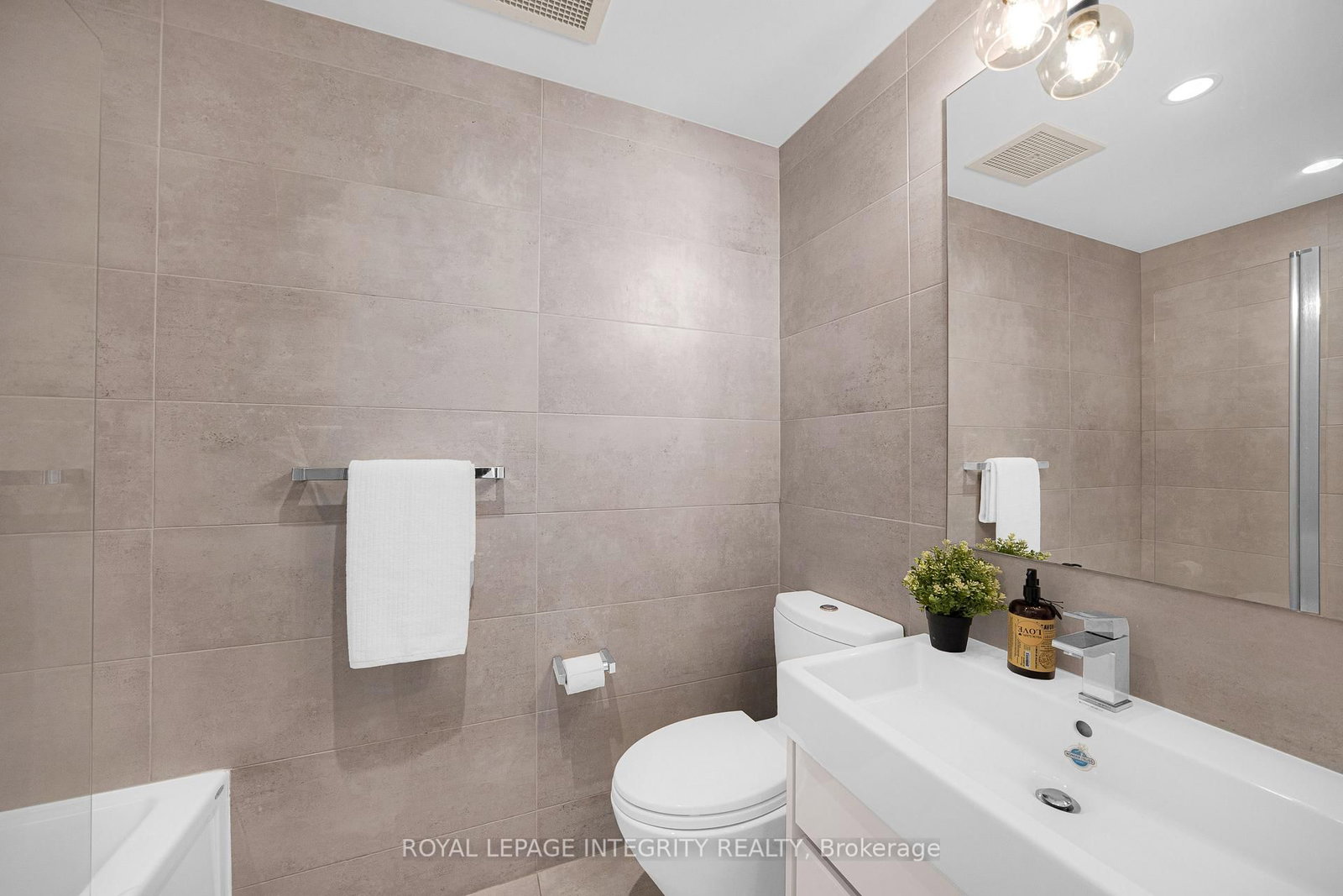 199 SLATER Street • #2205 • Ottawa, ON photo 22