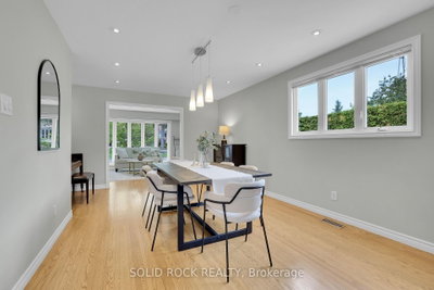 10 Highpark Crescent • Ottawa, ON photo 8