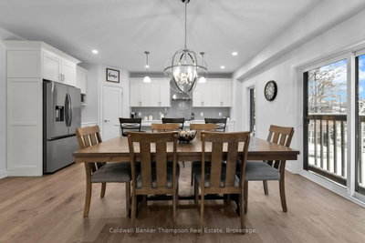 25 Eaglecrest Avenue • Huntsville, ON photo 8