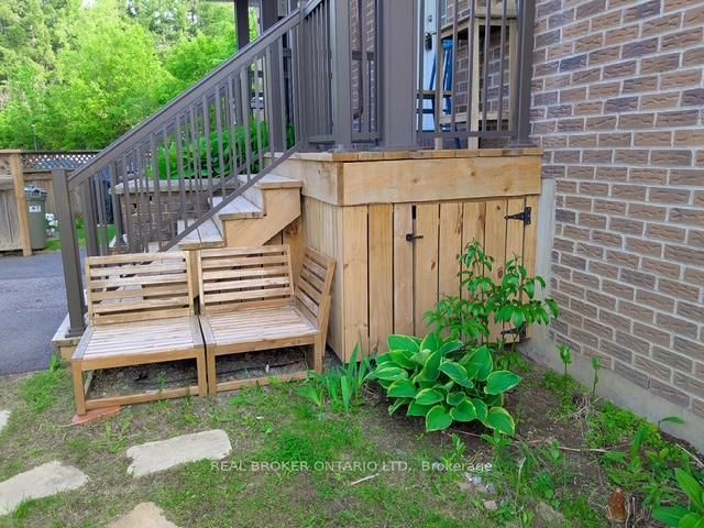 7 Timberview Way • #3 • Ottawa, ON photo 3