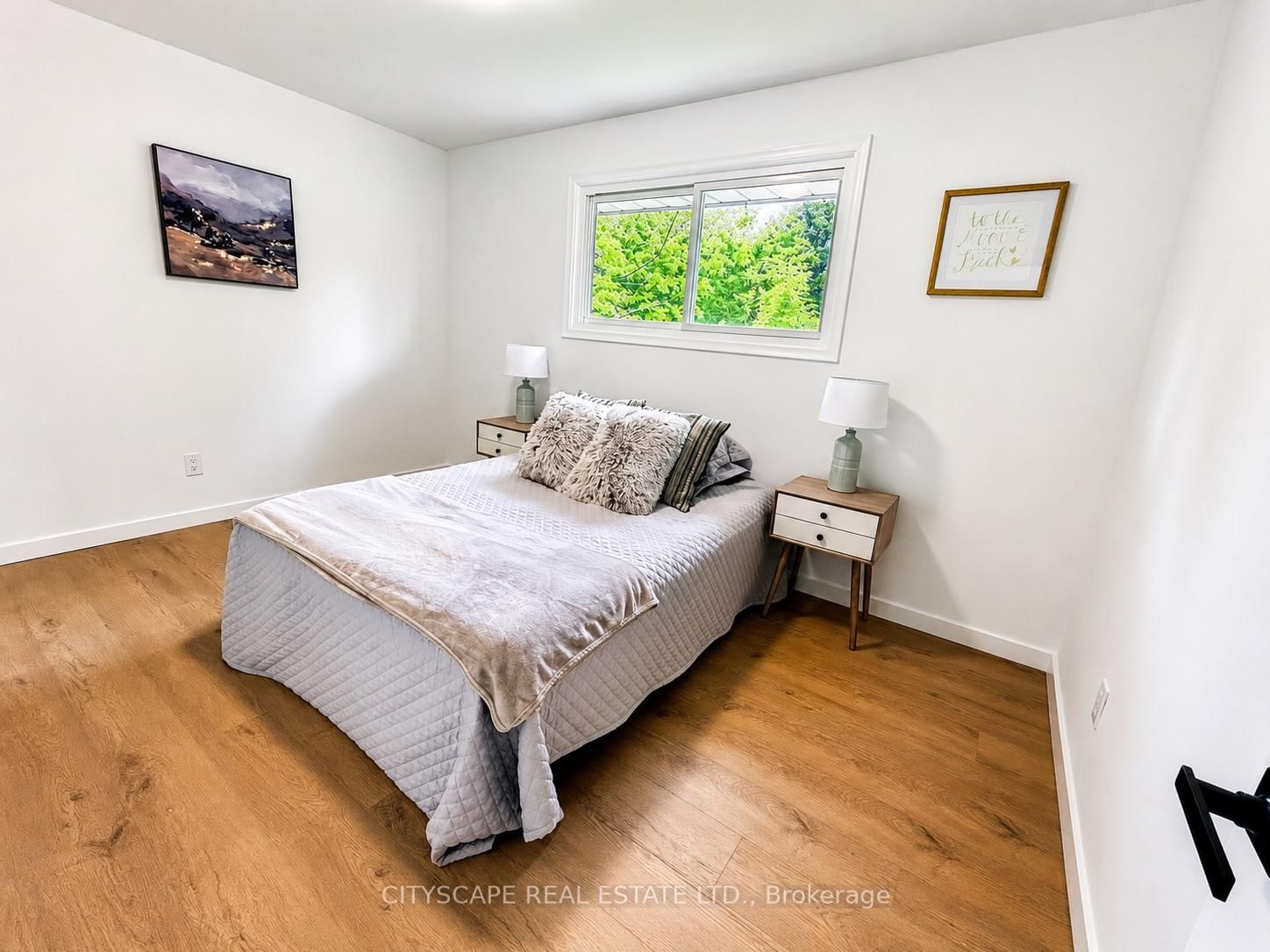 39 Carousel Avenue • Hamilton, ON photo 11