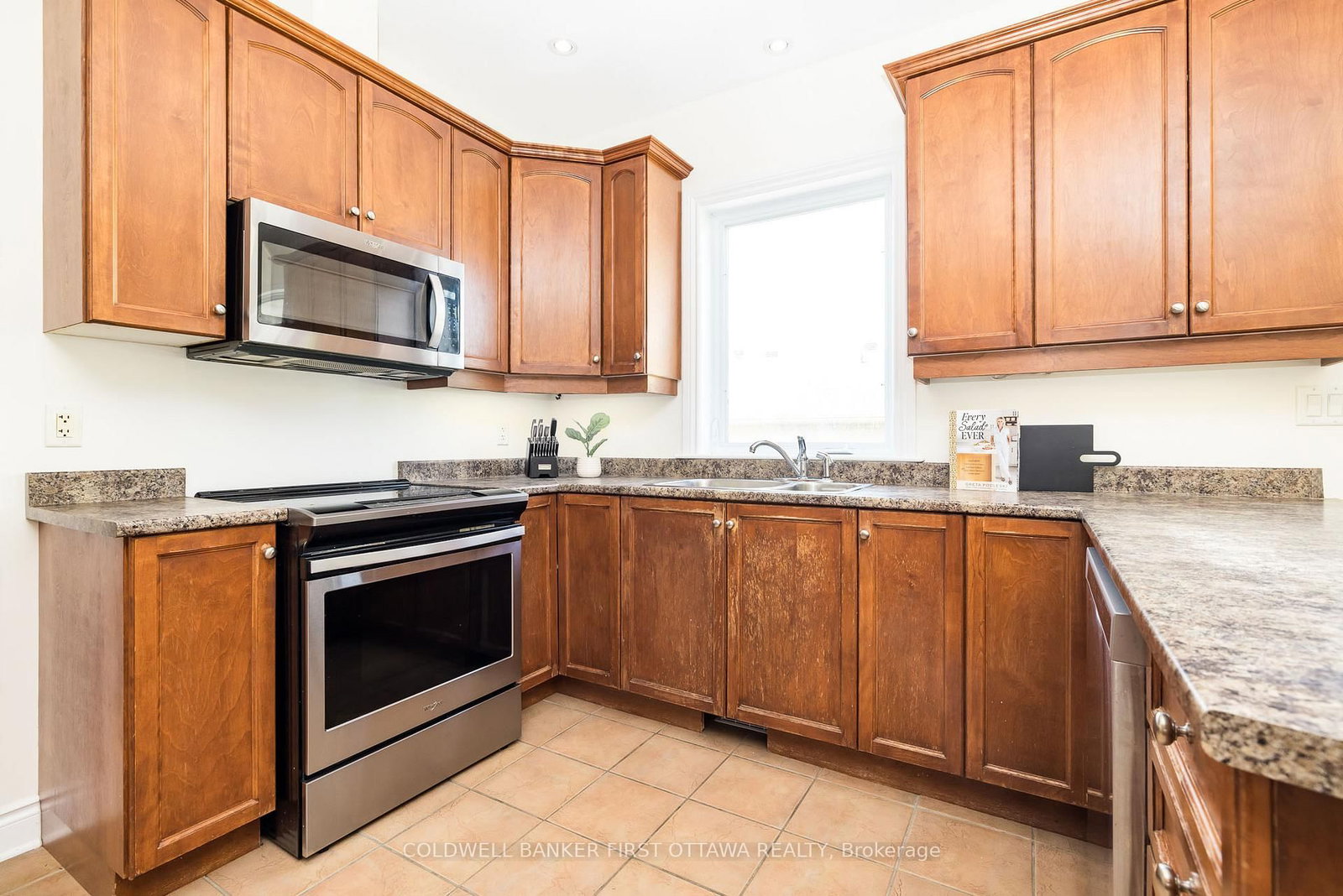 187 GLENNCASTLE Drive • Carp, ON photo 14