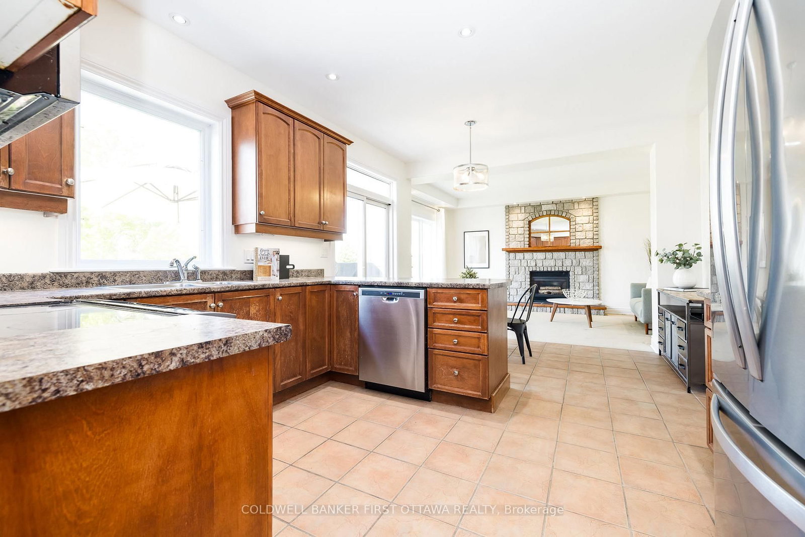 187 GLENNCASTLE Drive • Carp, ON photo 16