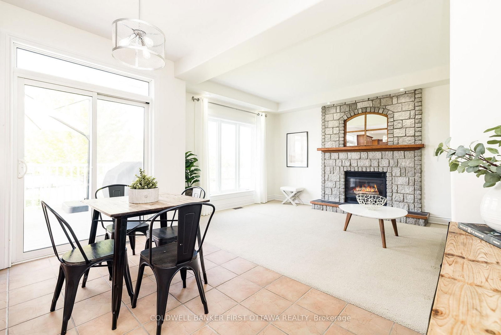 187 GLENNCASTLE Drive • Carp, ON photo 17