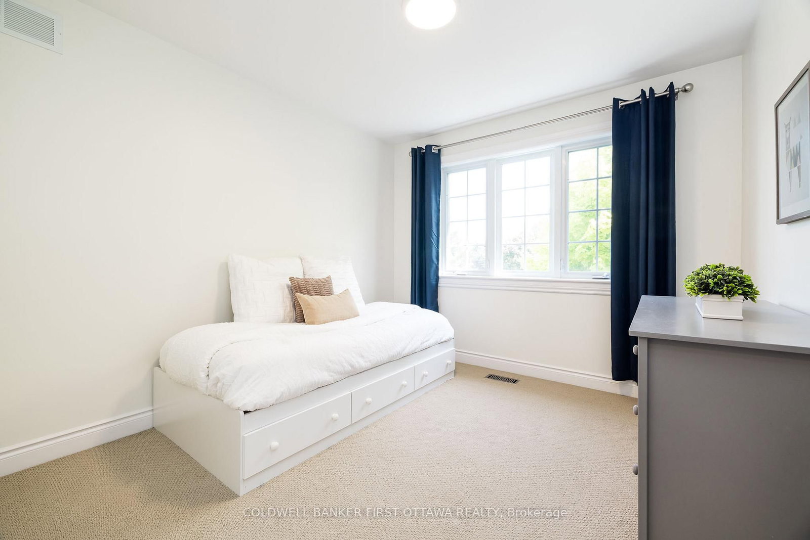 187 GLENNCASTLE Drive • Carp, ON photo 35