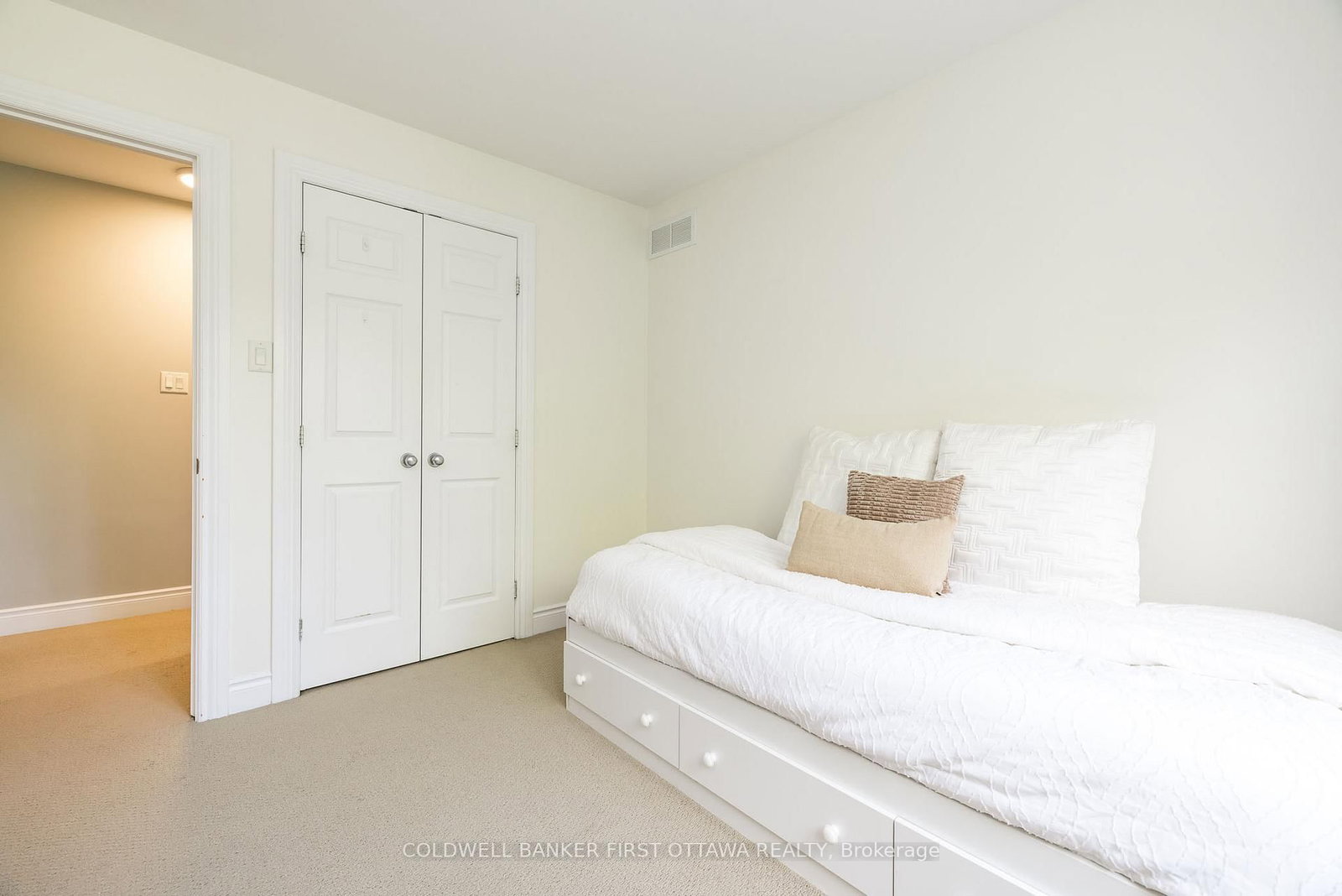 187 GLENNCASTLE Drive • Carp, ON photo 37
