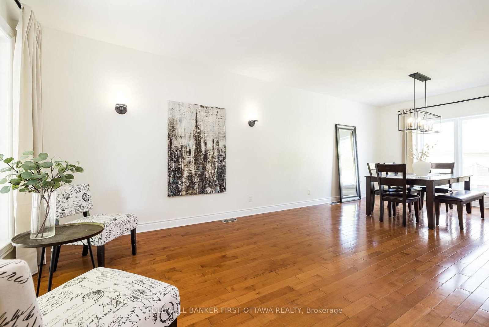 187 GLENNCASTLE Drive • Carp, ON photo 5
