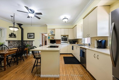 126402 Southgate Road 12 • Southgate, ON photo 9