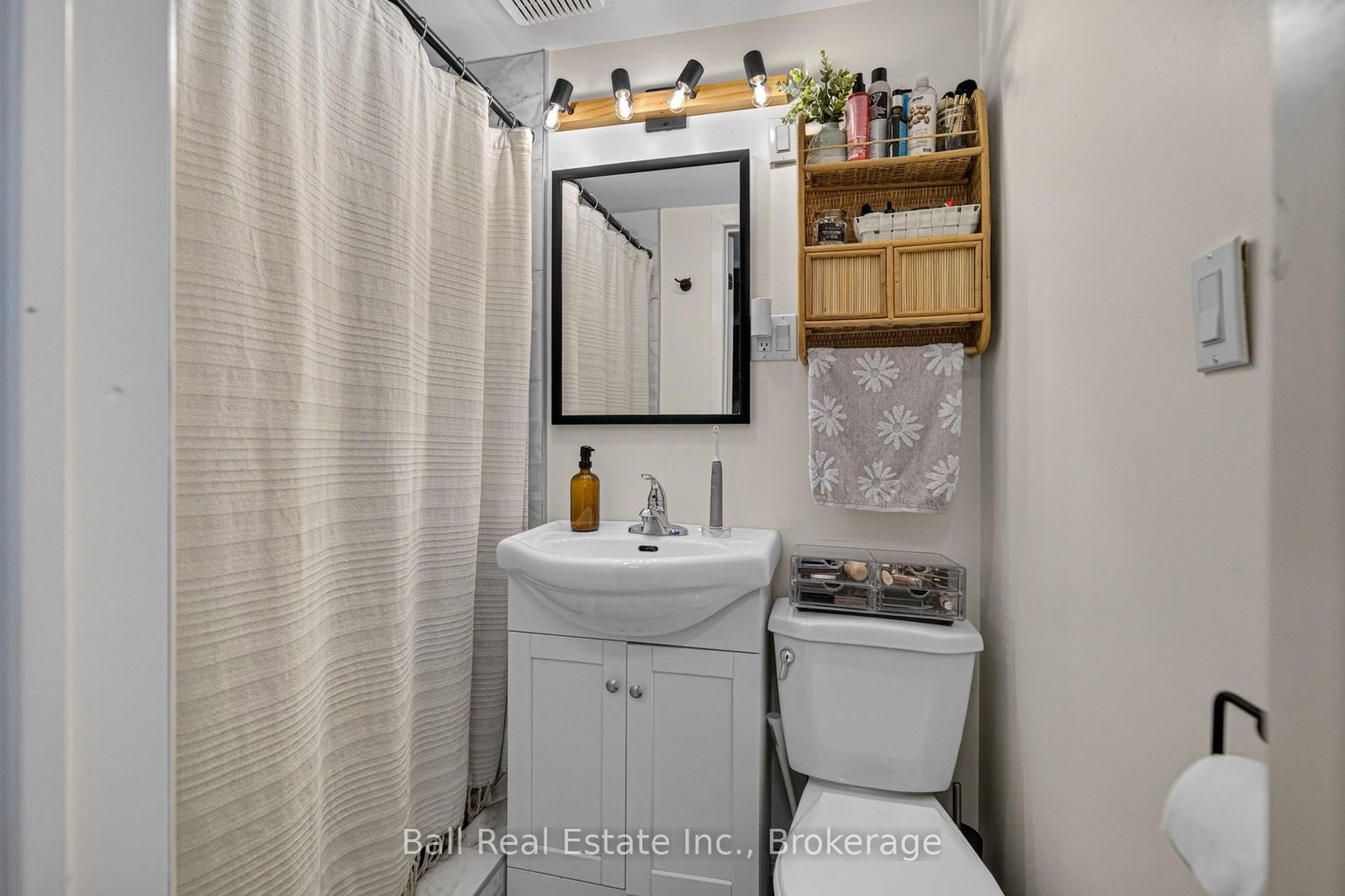 5 Chippewa Avenue • Selwyn, ON photo 27