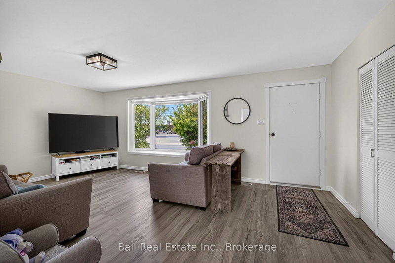 5 Chippewa Avenue