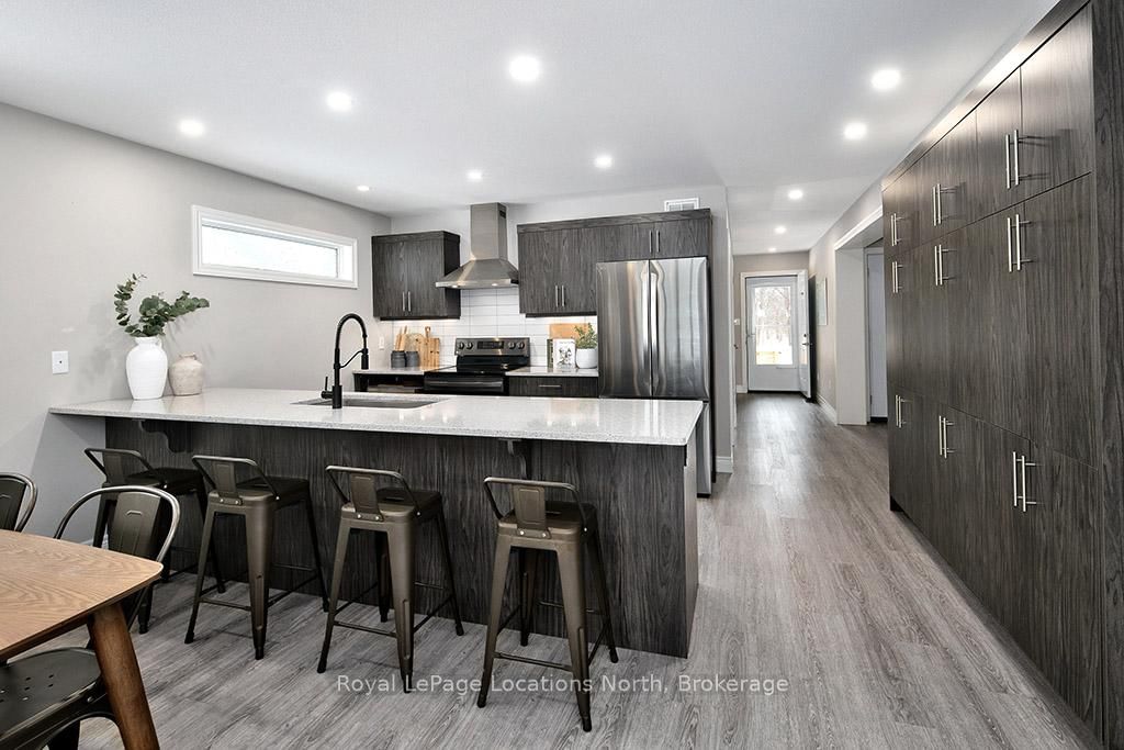 17 Elgin Street S • Blue Mountains, ON photo 5