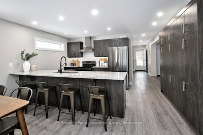 17 Elgin Street S • Blue Mountains, ON photo 5
