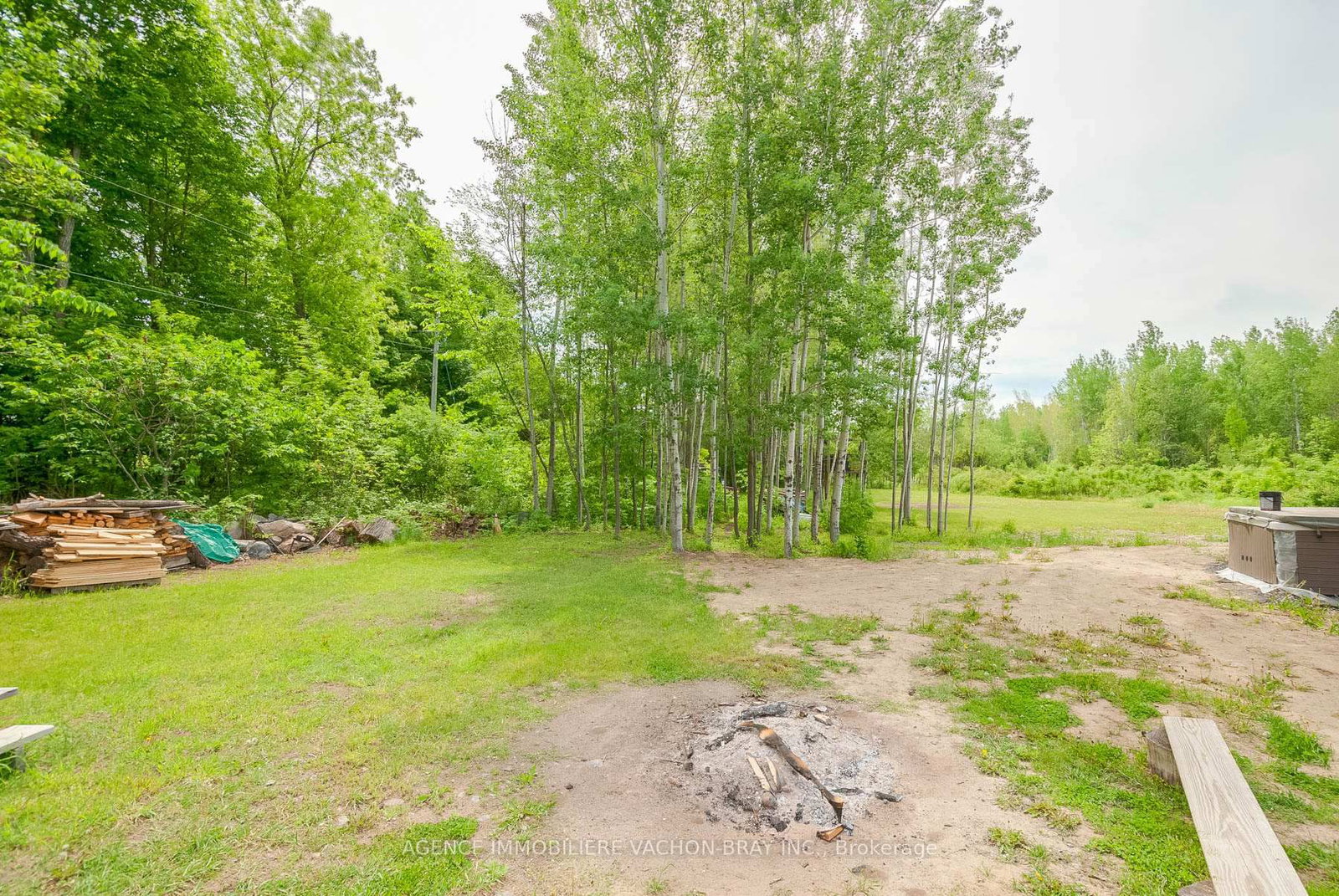 Listing Image 28