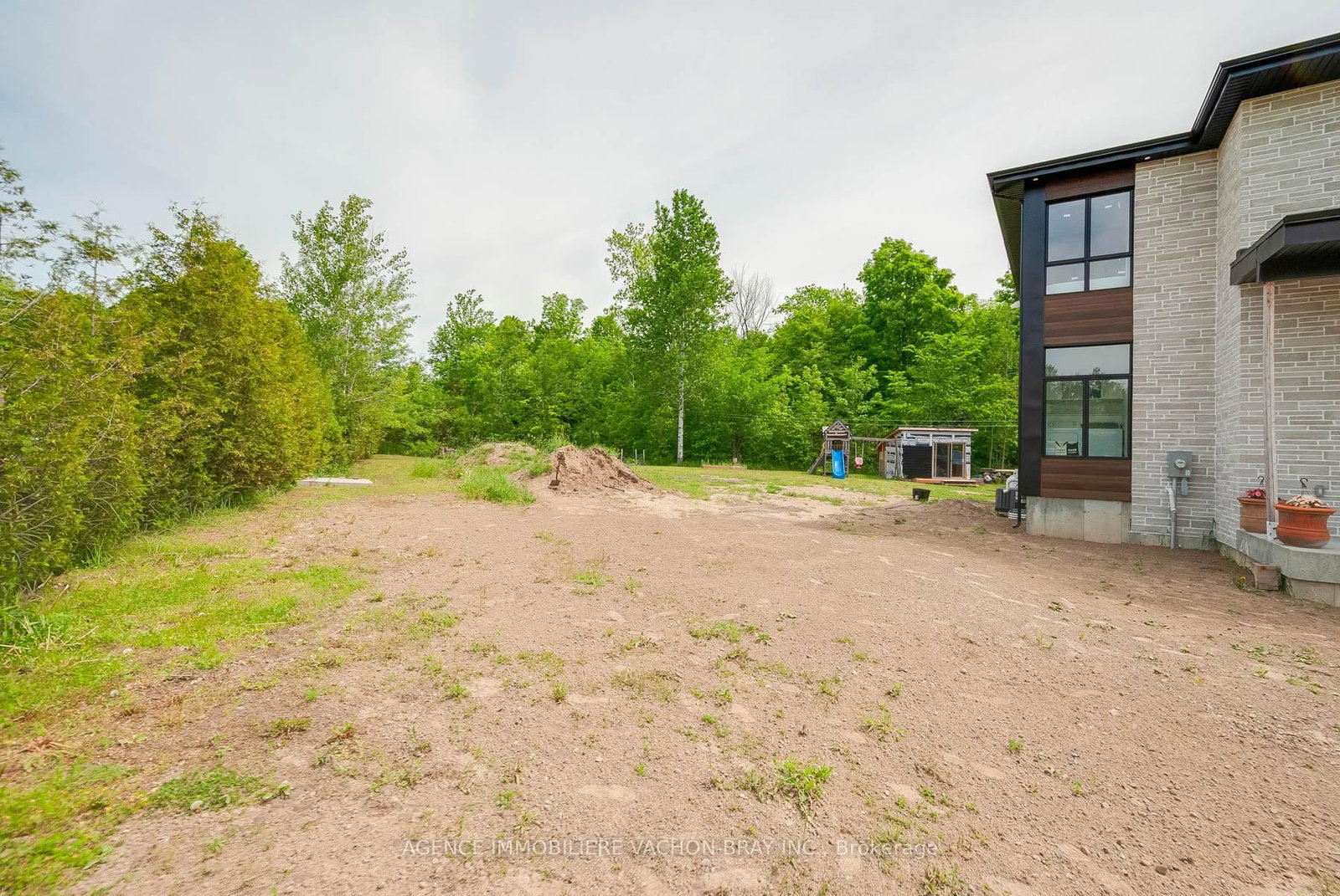 Listing Image 29