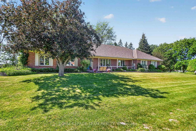 2456 Garmil Crescent
