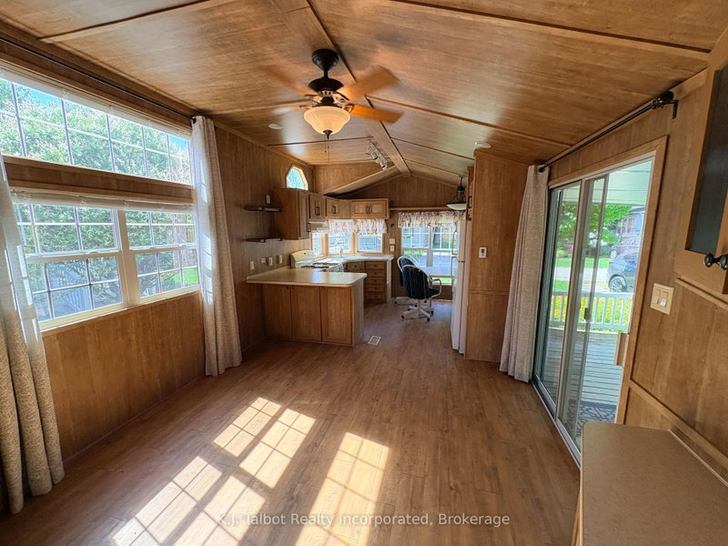 #28 Rowan Rd. - 77307 Bluewater Highway
