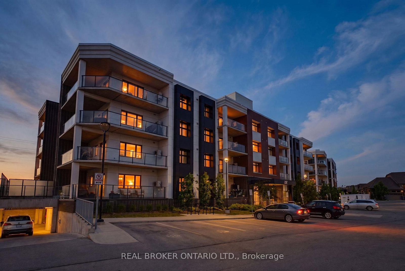 Condo for sale at 102-247 Grey Silo Road, Waterloo, Ontario, N2K 0G7 - MLS: X13248204