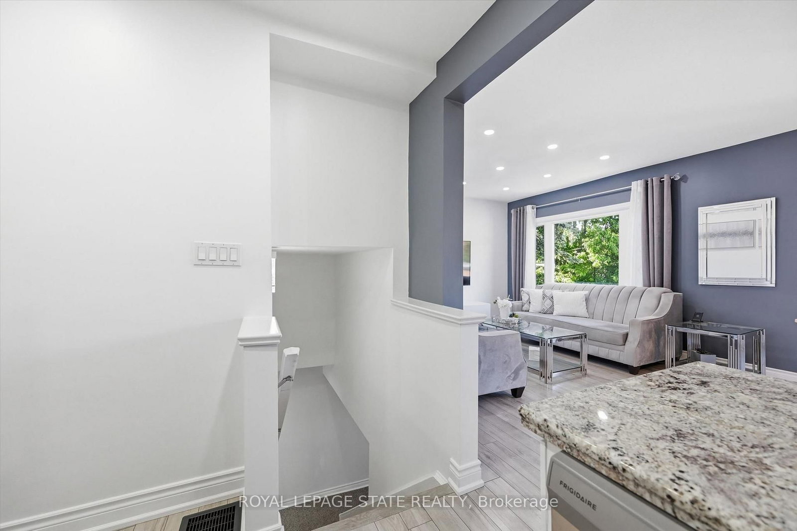 205 Dumbarton Hamilton,ON L8K 5C2 — Photo 27