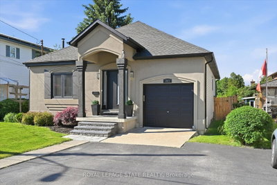 205 Dumbarton Hamilton,ON L8K 5C2 — Photo 4