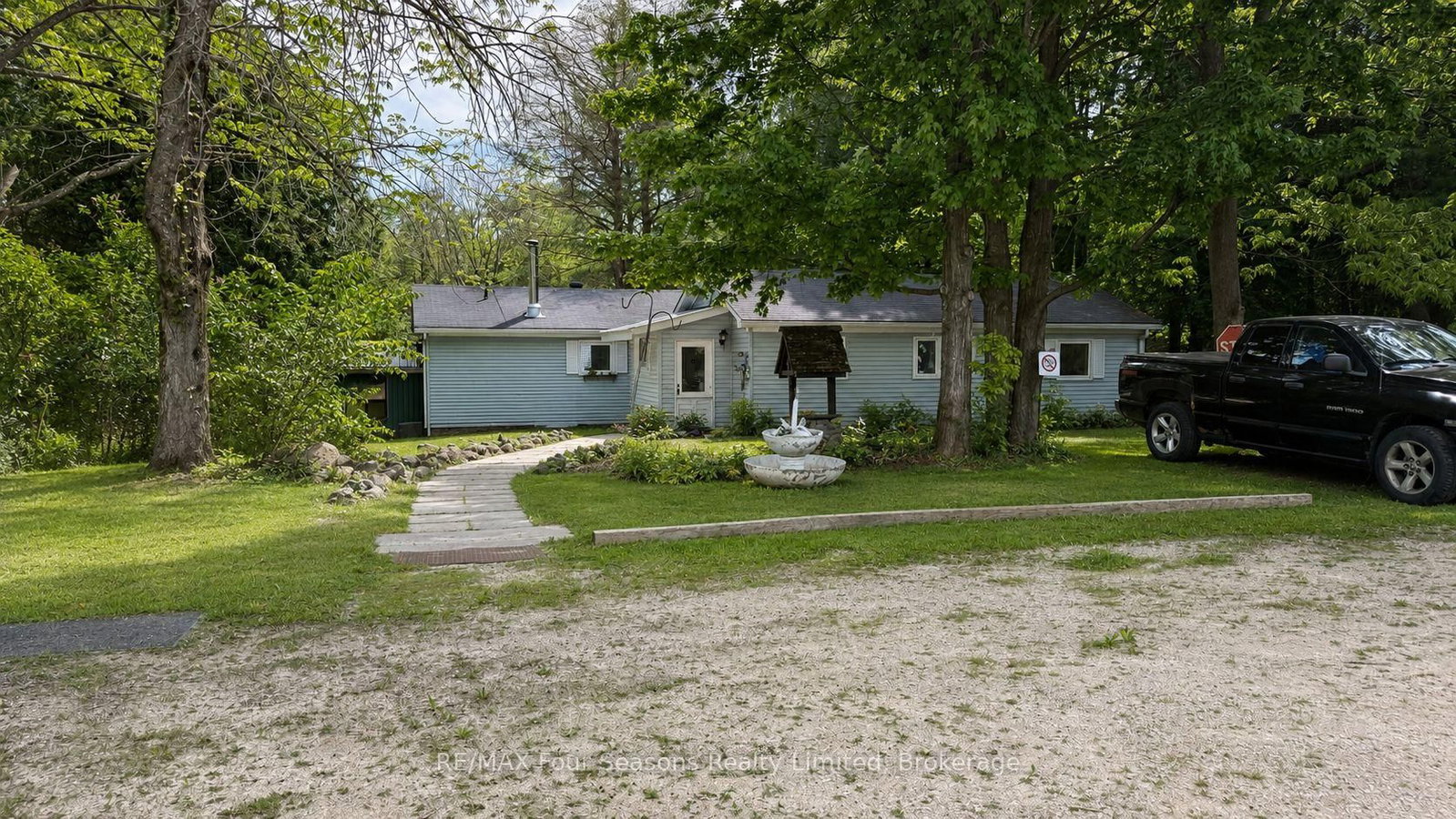 194543 Sideroad 30NDR Side Road N • West Grey, ON photo 3