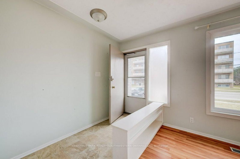 151 Franklin Street N