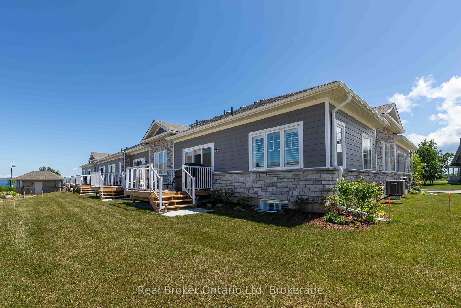 221 Ironwood Way • Georgian Bluffs, ON photo 30