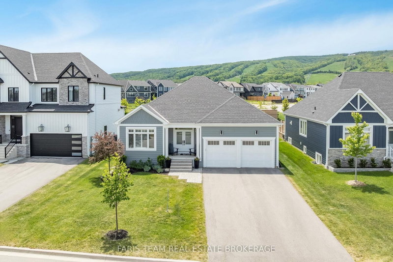 107 Stillwater Crescent