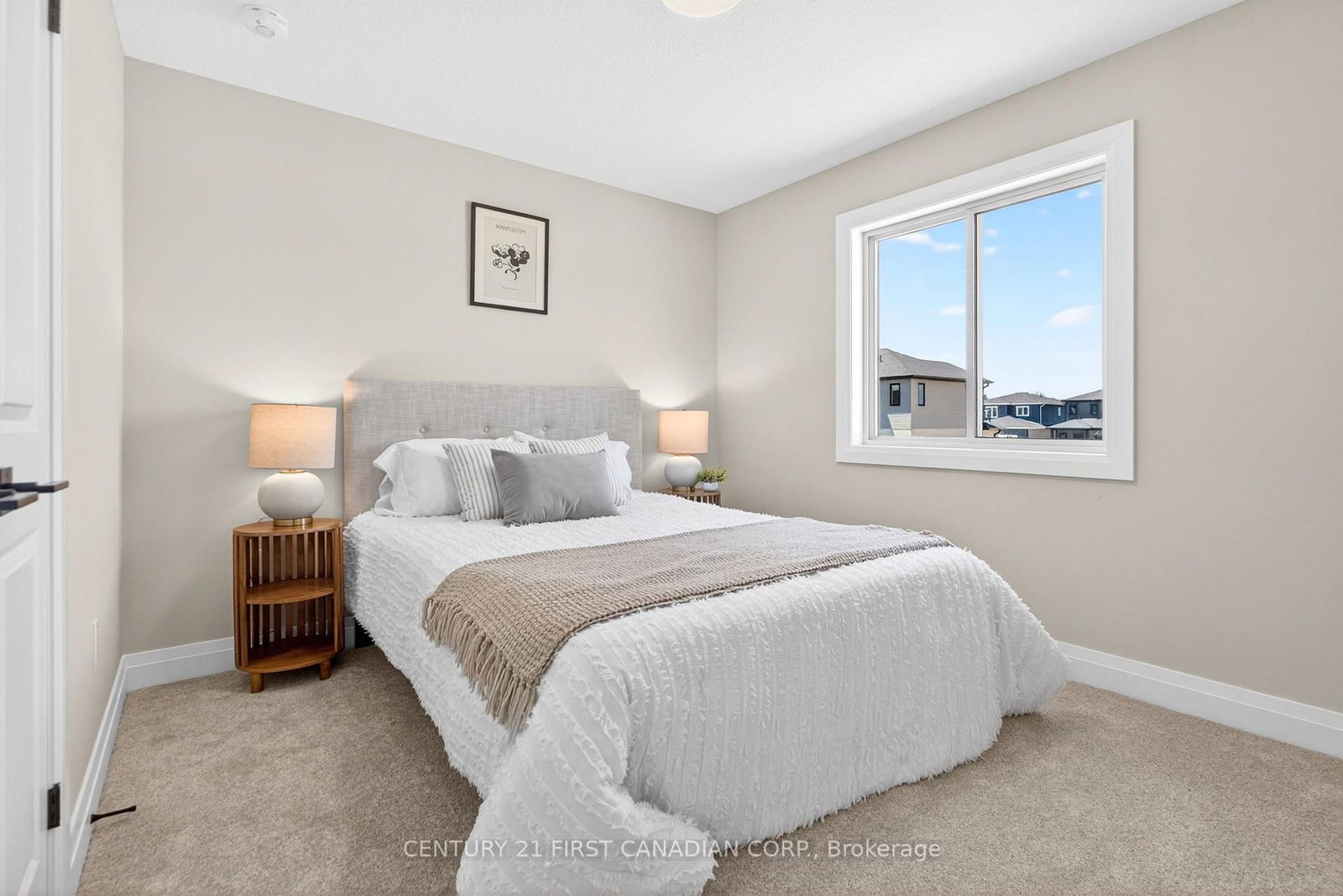 11 Postma Crescent • North Middlesex, ON photo 16
