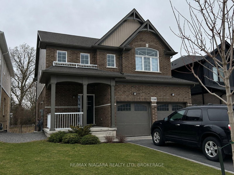 home for lease on 3596 Carolinia Court
