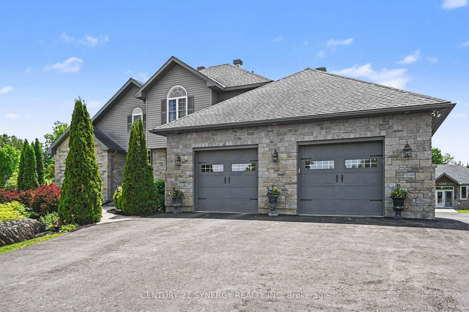 30 Basswood Crescent • Rideau Lakes, ON photo 2