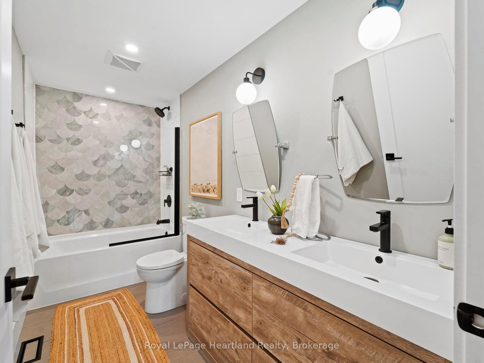 238 W Bennett Street • Goderich, ON photo 19
