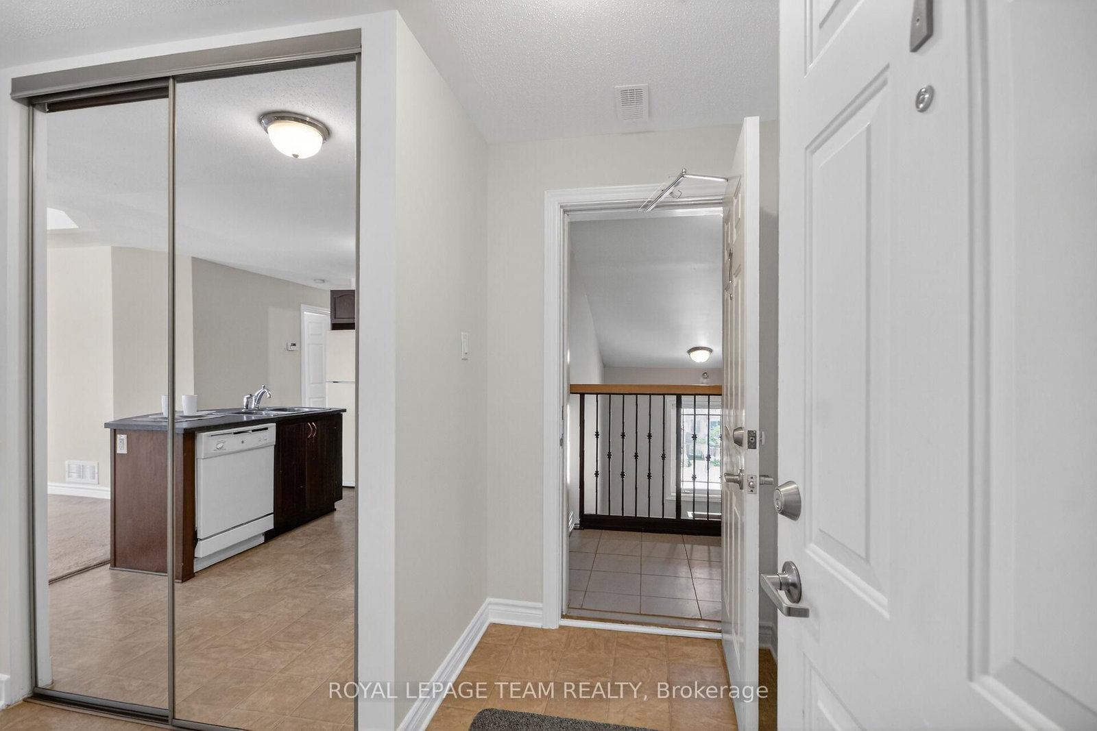 176 Paseo Private • #7 • Ottawa, ON photo 11
