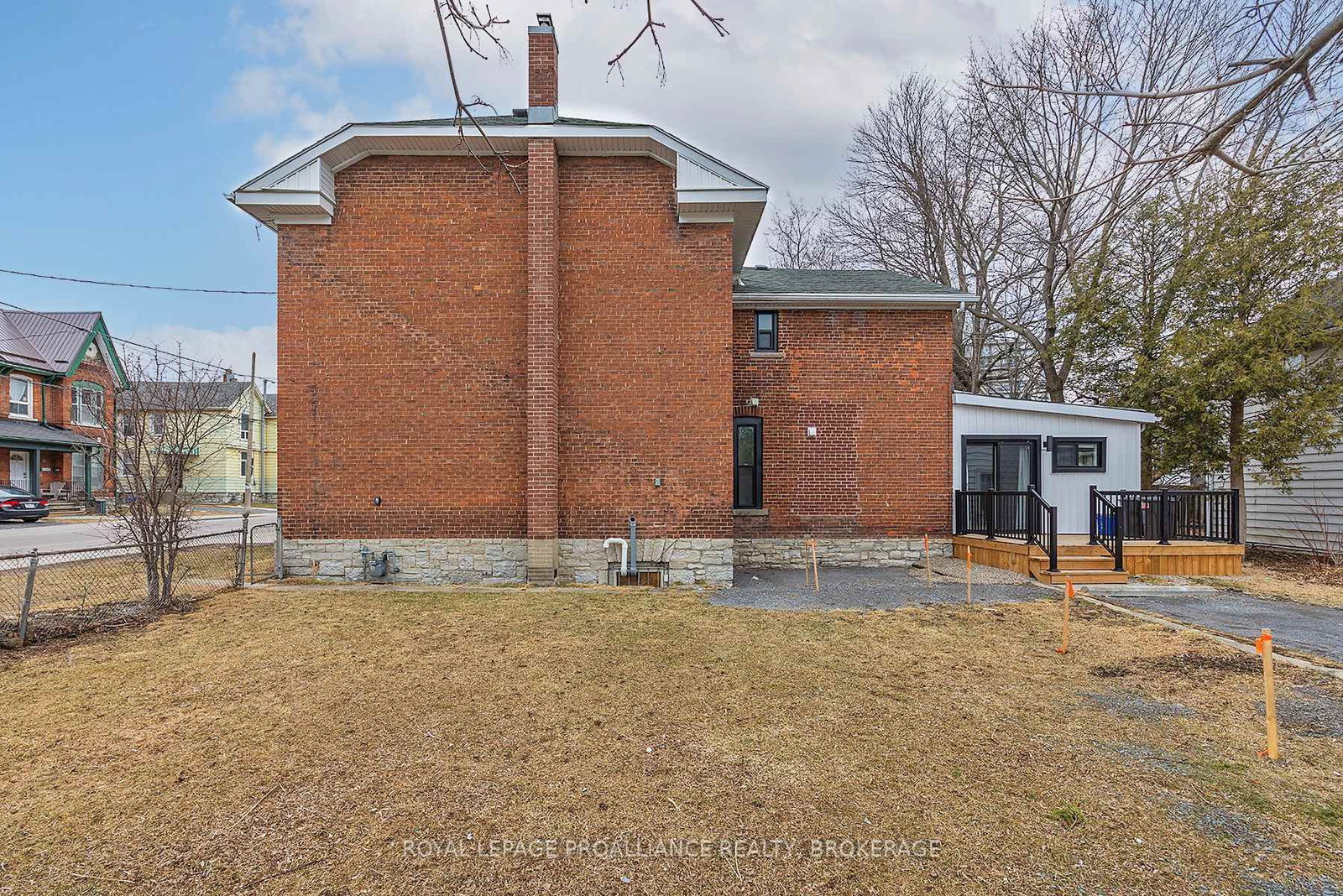 93 Division Street • Kingston, ON photo 11