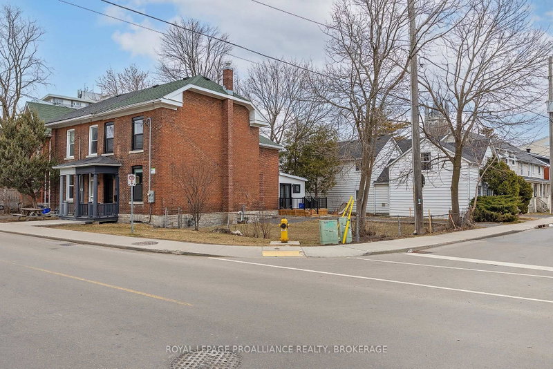 93 Division Street